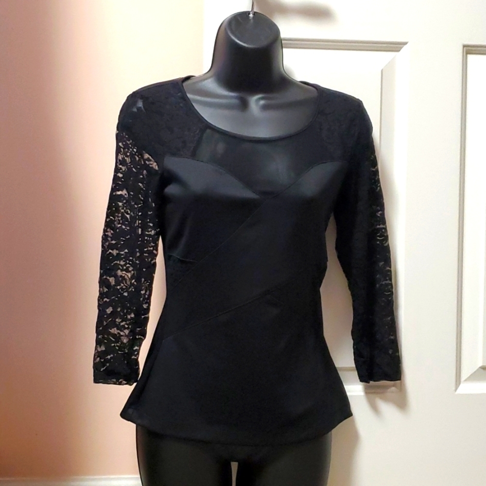 Guess Lace Sleeve Sweetheart Top NWT